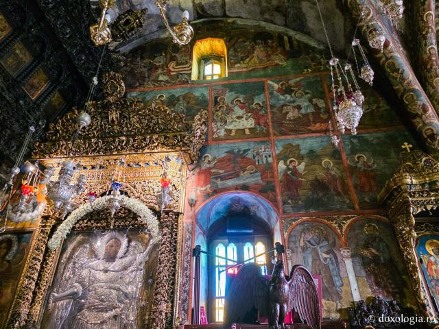Icoana făcătoare de minuni a Sfântului Arhanghel Mihail Panormitul din Insula Symi
