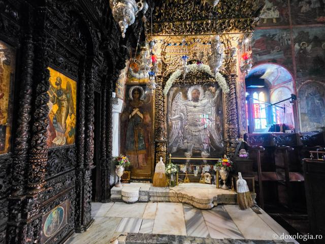 Icoana făcătoare de minuni a Sfântului Arhanghel Mihail Panormitul din Insula Symi