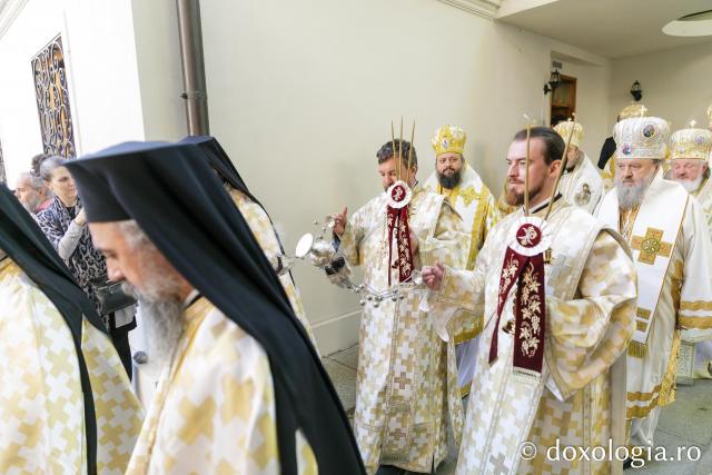 Sfânta Liturghie de la Proclamarea Canonizării Sfântului Cuvios Mărturisitor Sofian de la Antim