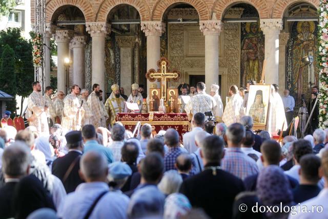 Sfânta Liturghie de la Proclamarea Canonizării Sfântului Cuvios Mărturisitor Sofian de la Antim