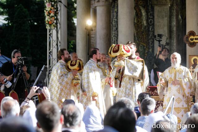 Sfânta Liturghie de la Proclamarea Canonizării Sfântului Cuvios Mărturisitor Sofian de la Antim