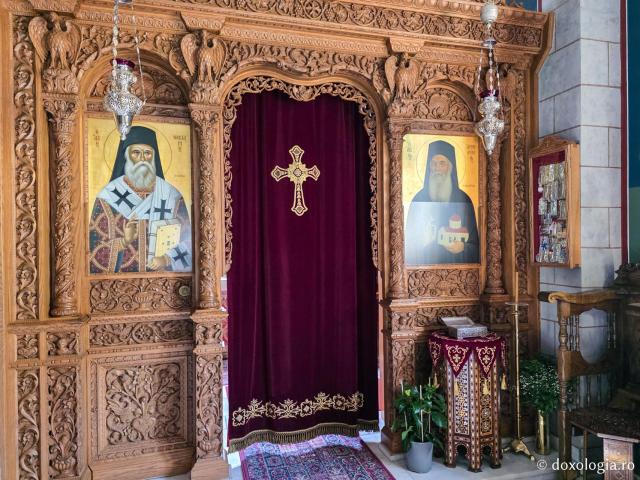 Închinare la moaștele Sfântului Amfilohie Makris din Patmos