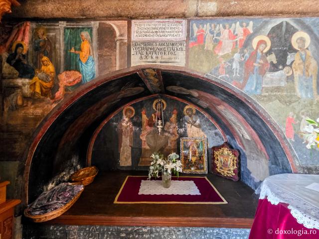 Mănăstirea „Izvorul Tămăduirii” din Patmos – locașul ce adăpostește Icoana cu trei ochi a Maicii Domnului „Eleusa” / Foto: Magda Buftea Mănăstirea „Izvorul Tămăduirii” din Patmos – locașul ce adăpostește Icoana cu trei ochi a Maicii Domnului „Eleusa”