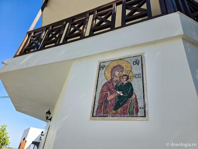 Popas duhovnicesc la Mănăstirea „Panaghia Paramythia” din Insula Rodos