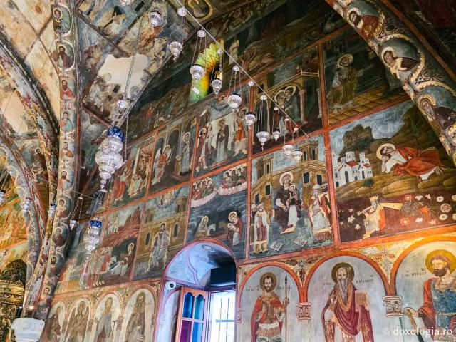 Mănăstirea „Sfântul Arhanghel Mihail” Panormiti din Insula Symi – unul dintre cele mai importante locuri de pelerinaj din Marea Egee