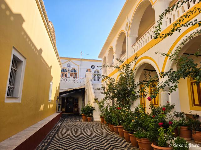 Mănăstirea „Sfântul Arhanghel Mihail” Panormiti din Insula Symi – unul dintre cele mai importante locuri de pelerinaj din Marea Egee