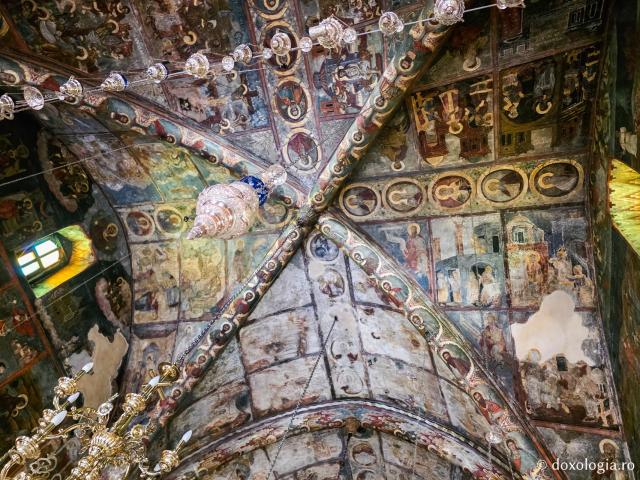 Mănăstirea „Sfântul Arhanghel Mihail” Panormiti din Insula Symi – unul dintre cele mai importante locuri de pelerinaj din Marea Egee