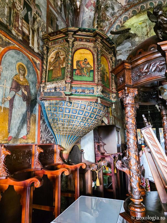Mănăstirea „Sfântul Arhanghel Mihail” Panormiti din Insula Symi – unul dintre cele mai importante locuri de pelerinaj din Marea Egee