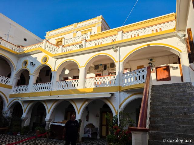 Mănăstirea „Sfântul Arhanghel Mihail” Panormiti din Insula Symi – unul dintre cele mai importante locuri de pelerinaj din Marea Egee