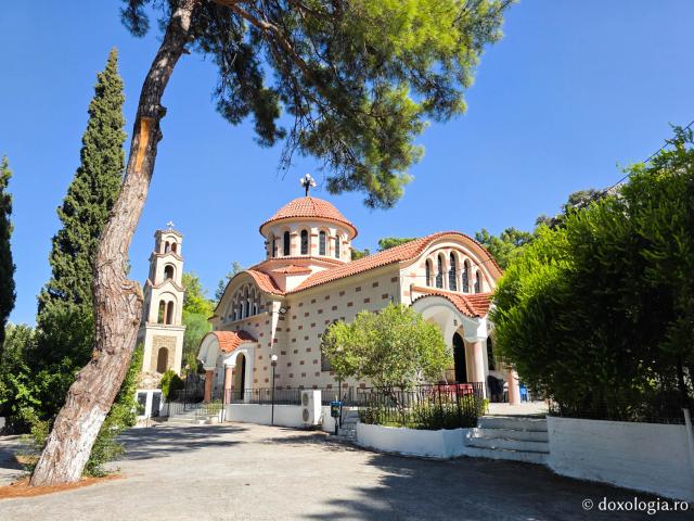 Frumusețea Mănăstirii „Sfântul Ierarh Nectarie” Kryoneri din Insula Rodos