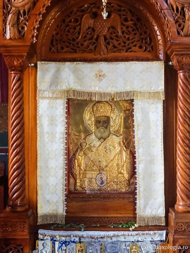 Frumusețea Mănăstirii „Sfântul Ierarh Nectarie” Kryoneri din Insula Rodos