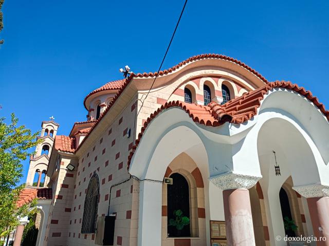 Frumusețea Mănăstirii „Sfântul Ierarh Nectarie” Kryoneri din Insula Rodos