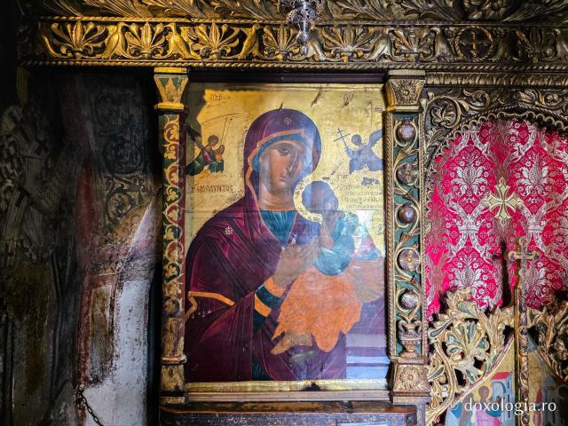 Mănăstirea „Sfântul Ioan Teologul” din Insula Patmos, considerată cea mai importantă mănăstire de la Marea Egee