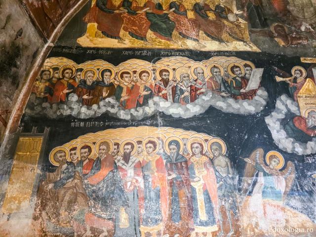 Pași de pelerin la Mănăstirea „Sfântul Arhanghel Mihail” Roukouniotis din Insula Symi
