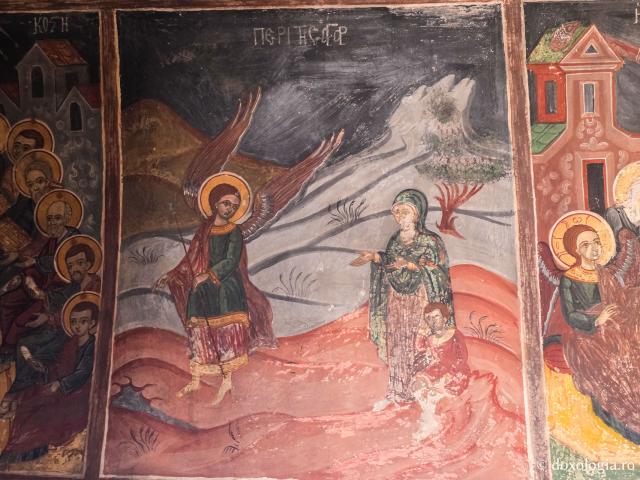 Pași de pelerin la Mănăstirea „Sfântul Arhanghel Mihail” Roukouniotis din Insula Symi
