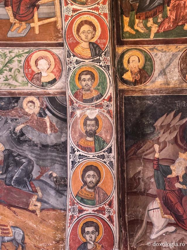 Pași de pelerin la Mănăstirea „Sfântul Arhanghel Mihail” Roukouniotis din Insula Symi