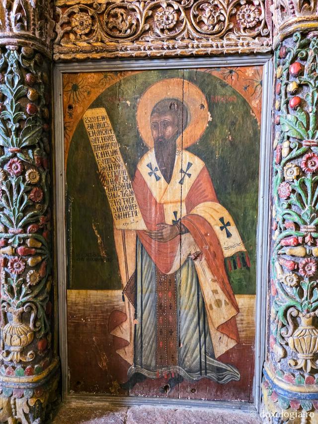 Pași de pelerin la Mănăstirea „Sfântul Arhanghel Mihail” Roukouniotis din Insula Symi