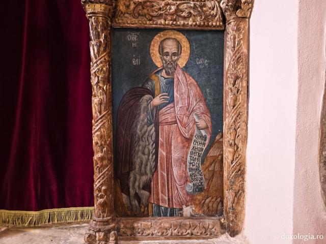 Pași de pelerin la Mănăstirea „Sfântul Arhanghel Mihail” Roukouniotis din Insula Symi