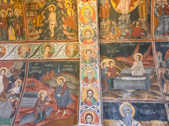 Pași de pelerin la Mănăstirea „Sfântul Arhanghel Mihail” Roukouniotis din Insula Symi