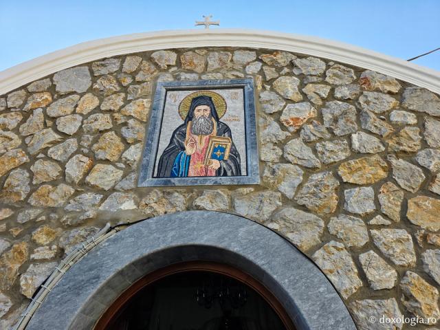 Închinare la moaștele Sfântului Cuvios Sava cel Nou din Kalymnos