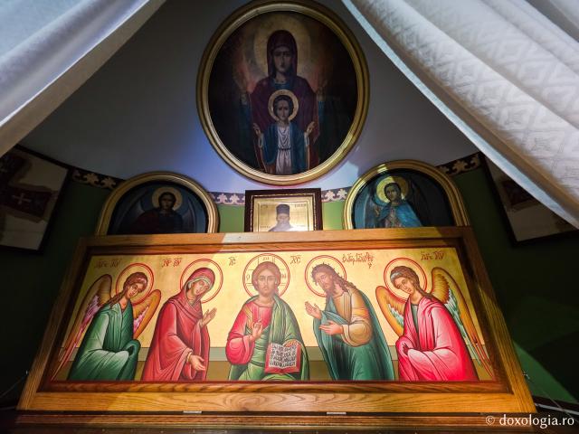 Închinare la moaștele Sfântului Cuvios Sava cel Nou din Kalymnos