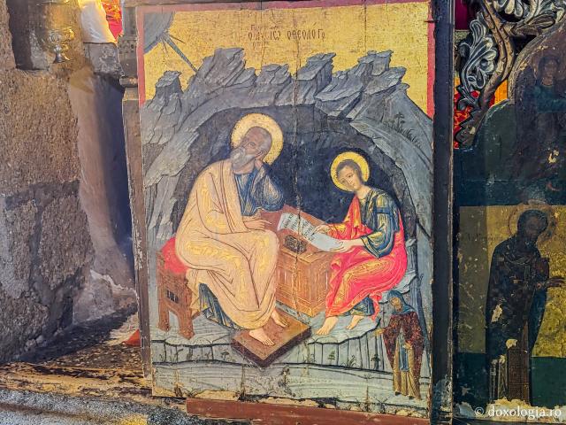 Peștera Apocalipsei din Insula Patmos – locul în care Sfântului Ioan Evanghelistul i s-a descoperit taina cea de pe urmă / Foto: Magda Buftea Sfântul Apostol Ioan - Peștera Apocalipsei din Insula Patmos – locul în care Sfântului Ioan Evanghelistul i s-a descoperit taina cea de pe urmă