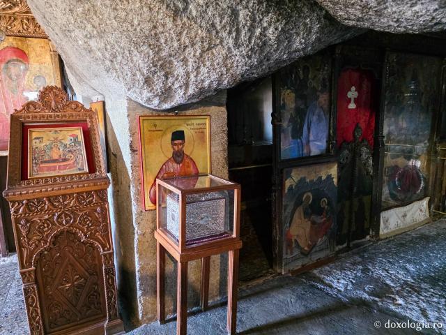 Peștera Apocalipsei din Insula Patmos – locul în care Sfântului Ioan Evanghelistul i s-a descoperit taina cea de pe urmă