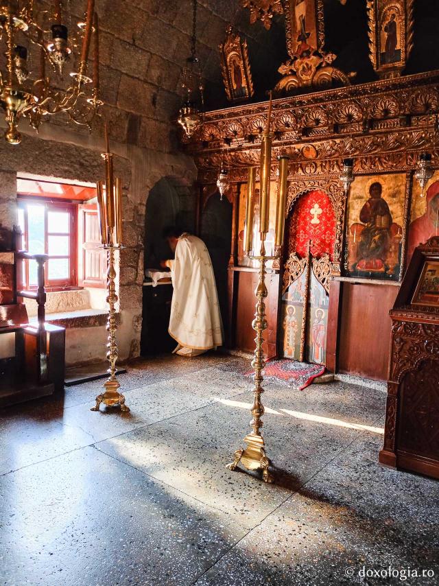 Peștera Apocalipsei din Insula Patmos – locul în care Sfântului Ioan Evanghelistul i s-a descoperit taina cea de pe urmă Peștera Apocalipsei din Insula Patmos – locul în care Sfântului Ioan Evanghelistul i s-a descoperit taina cea de pe urmă