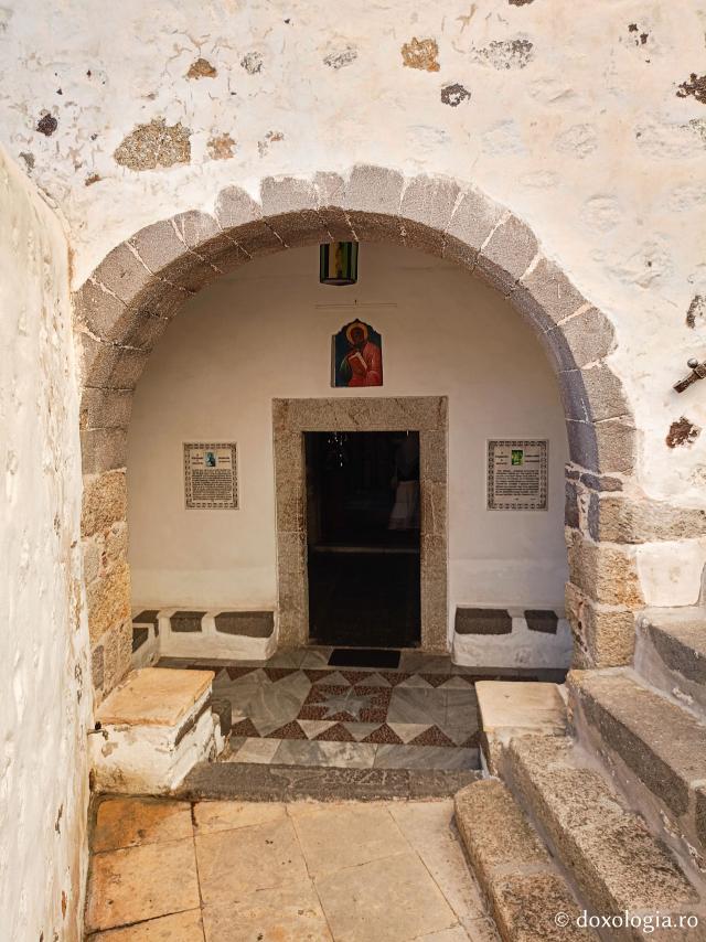Peștera Apocalipsei din Insula Patmos – locul în care Sfântului Ioan Evanghelistul i s-a descoperit taina cea de pe urmă Peștera Apocalipsei din Insula Patmos – locul în care Sfântului Ioan Evanghelistul i s-a descoperit taina cea de pe urmă