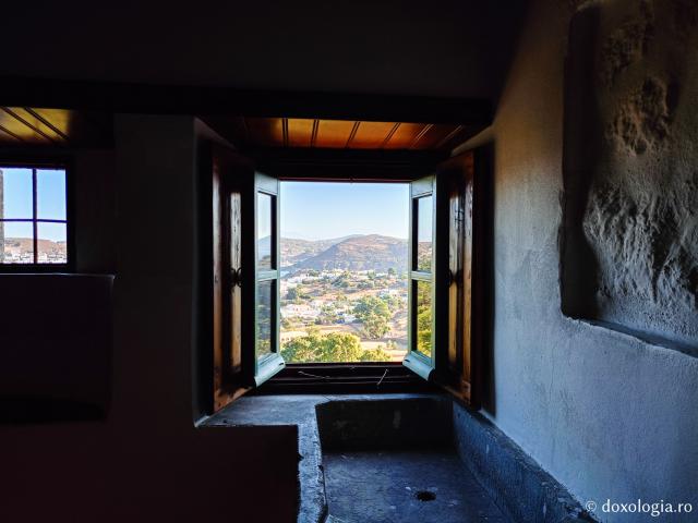 Peștera Apocalipsei din Insula Patmos – locul în care Sfântului Ioan Evanghelistul i s-a descoperit taina cea de pe urmă Peștera Apocalipsei din Insula Patmos – locul în care Sfântului Ioan Evanghelistul i s-a descoperit taina cea de pe urmă