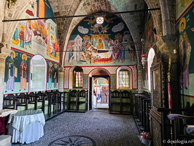 Frumusețea Mănăstirii „Panaghia Skiadeni” din Rodos