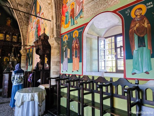 Frumusețea Mănăstirii „Panaghia Skiadeni” din Rodos