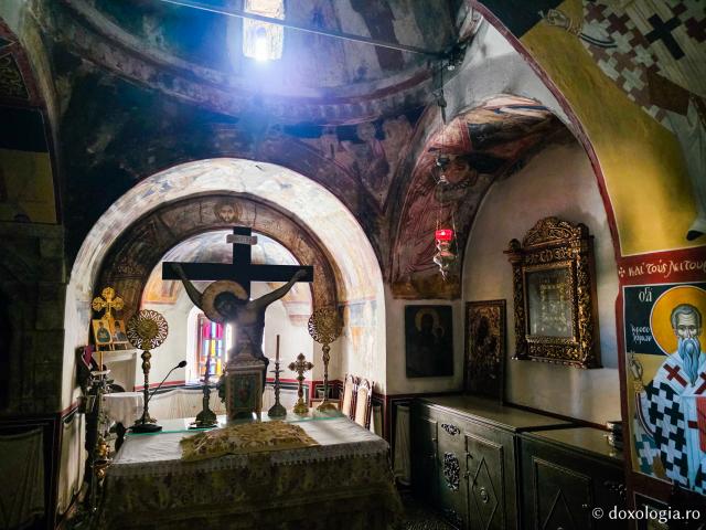 Frumusețea Mănăstirii „Panaghia Skiadeni” din Rodos