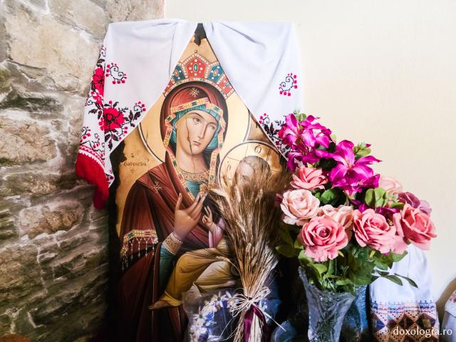 Maica Domnului - Mănăstirea Tharri – comoara ascunsă din inima Insulei Rodos