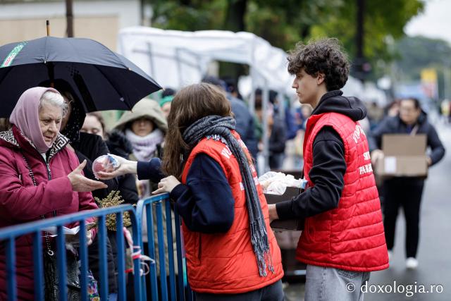 Jurnal de pelerin la Sfânta Cuvioasă Parascheva – Ziua a II-a, 9 octombrie 2025 / foto: Oana Nechifor (Foto) Jurnal de pelerin la Sfânta Cuvioasă Parascheva – Ziua II