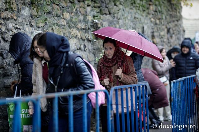 Jurnal de pelerin la Sfânta Cuvioasă Parascheva – Ziua a II-a, 9 octombrie 2025 / foto: Oana Nechifor (Foto) Jurnal de pelerin la Sfânta Cuvioasă Parascheva – Ziua II
