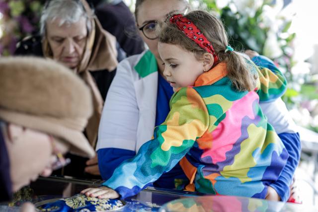 (Foto) Primii pași în taina rugăciunii – copii la hramul Sfintei Parascheva