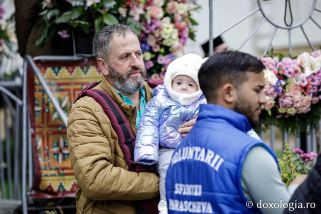 Jurnal de pelerin la Sfânta Cuvioasă Parascheva – Ziua a III-a, 10 octombrie 2025 / foto: Oana Nechifor Jurnal de pelerin la Sfânta Cuvioasă Parascheva 2025