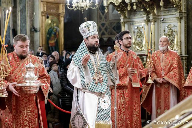 PS Teofil Trotușanul a slujit Sfânta Liturghie în a patra zi a Hramului Sfintei Parascheva / foto: Oana Nechifor (Foto) PS Teofil Trotușanul a slujit Sfânta Liturghie în a patra zi a Hramului Sfintei Parascheva