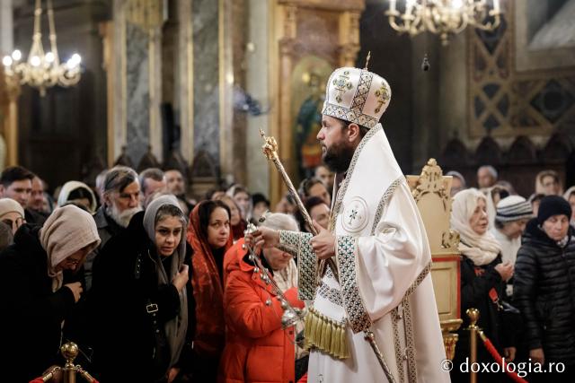 PS Teofil Trotușanul a slujit Sfânta Liturghie în a patra zi a Hramului Sfintei Parascheva / foto: Oana Nechifor (Foto) PS Teofil Trotușanul a slujit Sfânta Liturghie în a patra zi a Hramului Sfintei Parascheva