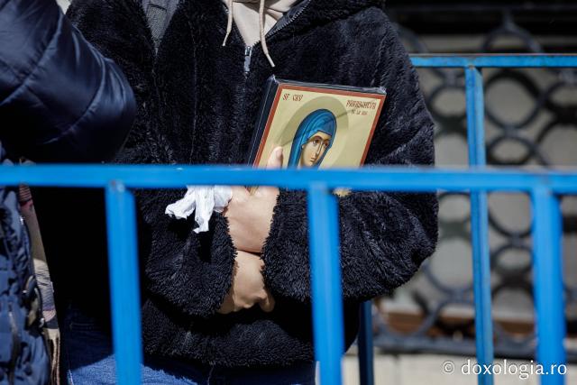 Jurnal de pelerin la Sfânta Cuvioasă Parascheva – Ziua a IV-a, 11 octombrie 2025 / foto: Oana Nechifor (Foto) Dor de sfinți și chipuri luminate: jurnal de pelerin la Sfânta Cuvioasă Parascheva – Ziua a IV-a