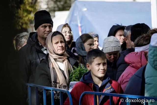 Jurnal de pelerin la Sfânta Cuvioasă Parascheva – Ziua a IV-a, 11 octombrie 2025 / foto: Oana Nechifor (Foto) Dor de sfinți și chipuri luminate: jurnal de pelerin la Sfânta Cuvioasă Parascheva – Ziua a IV-a
