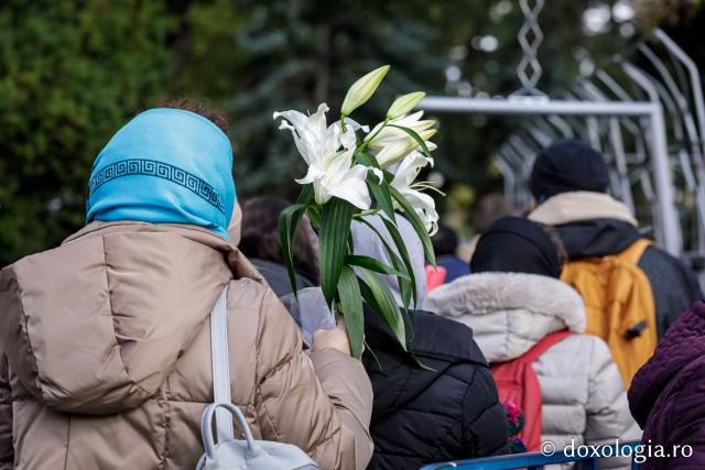 Jurnal de pelerin la Sfânta Cuvioasă Parascheva – Ziua a IV-a, 11 octombrie 2025 / foto: Oana Nechifor (Foto) Dor de sfinți și chipuri luminate: jurnal de pelerin la Sfânta Cuvioasă Parascheva – Ziua a IV-a