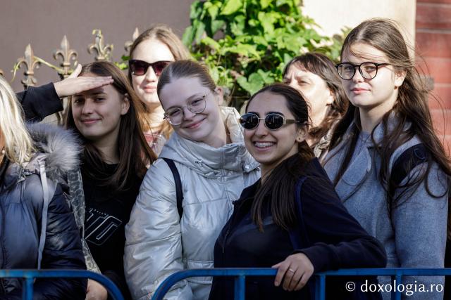 Jurnal de pelerin la Sfânta Cuvioasă Parascheva – Ziua a IV-a, 11 octombrie 2025 / foto: Oana Nechifor (Foto) Dor de sfinți și chipuri luminate: jurnal de pelerin la Sfânta Cuvioasă Parascheva – Ziua a IV-a