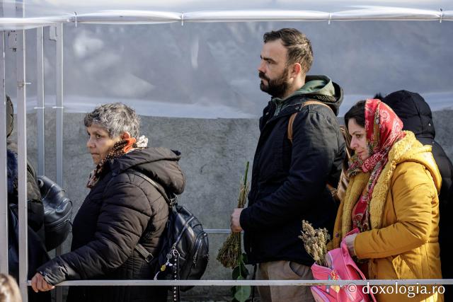 Jurnal de pelerin la Sfânta Cuvioasă Parascheva – Ziua a IV-a, 11 octombrie 2025 / foto: Oana Nechifor (Foto) Dor de sfinți și chipuri luminate: jurnal de pelerin la Sfânta Cuvioasă Parascheva – Ziua a IV-a