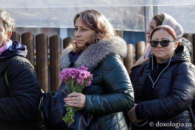 Jurnal de pelerin la Sfânta Cuvioasă Parascheva – Ziua a IV-a, 11 octombrie 2025 / foto: Oana Nechifor (Foto) Dor de sfinți și chipuri luminate: jurnal de pelerin la Sfânta Cuvioasă Parascheva – Ziua a IV-a
