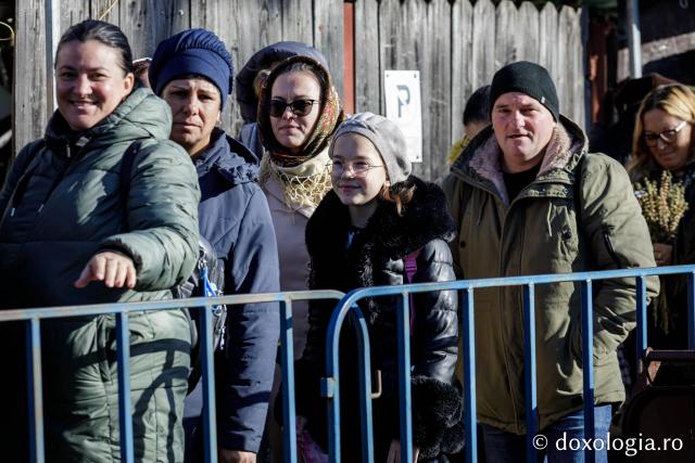 Jurnal de pelerin la Sfânta Cuvioasă Parascheva – Ziua a IV-a, 11 octombrie 2025 / foto: Oana Nechifor (Foto) Dor de sfinți și chipuri luminate: jurnal de pelerin la Sfânta Cuvioasă Parascheva – Ziua a IV-a