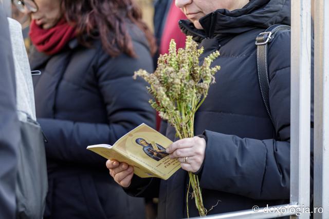 Jurnal de pelerin la Sfânta Cuvioasă Parascheva – Ziua a IV-a, 11 octombrie 2025 / foto: Oana Nechifor (Foto) Dor de sfinți și chipuri luminate: jurnal de pelerin la Sfânta Cuvioasă Parascheva – Ziua a IV-a