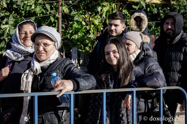 Jurnal de pelerin la Sfânta Cuvioasă Parascheva – Ziua a IV-a, 11 octombrie 2025 / foto: Oana Nechifor (Foto) Dor de sfinți și chipuri luminate: jurnal de pelerin la Sfânta Cuvioasă Parascheva – Ziua a IV-a