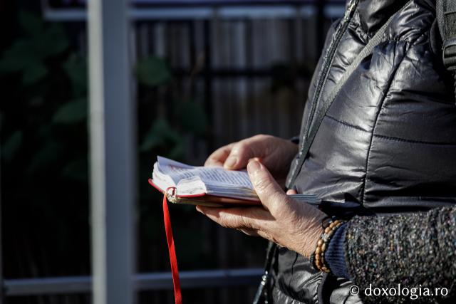 Jurnal de pelerin la Sfânta Cuvioasă Parascheva – Ziua a IV-a, 11 octombrie 2025 / foto: Oana Nechifor (Foto) Dor de sfinți și chipuri luminate: jurnal de pelerin la Sfânta Cuvioasă Parascheva – Ziua a IV-a